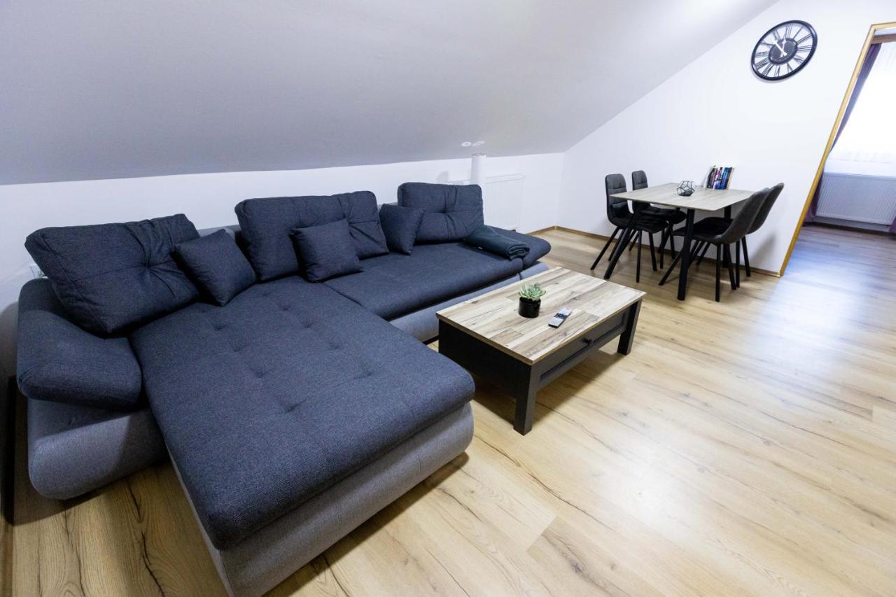 Apartmani Tomsic Darda Exteriör bild